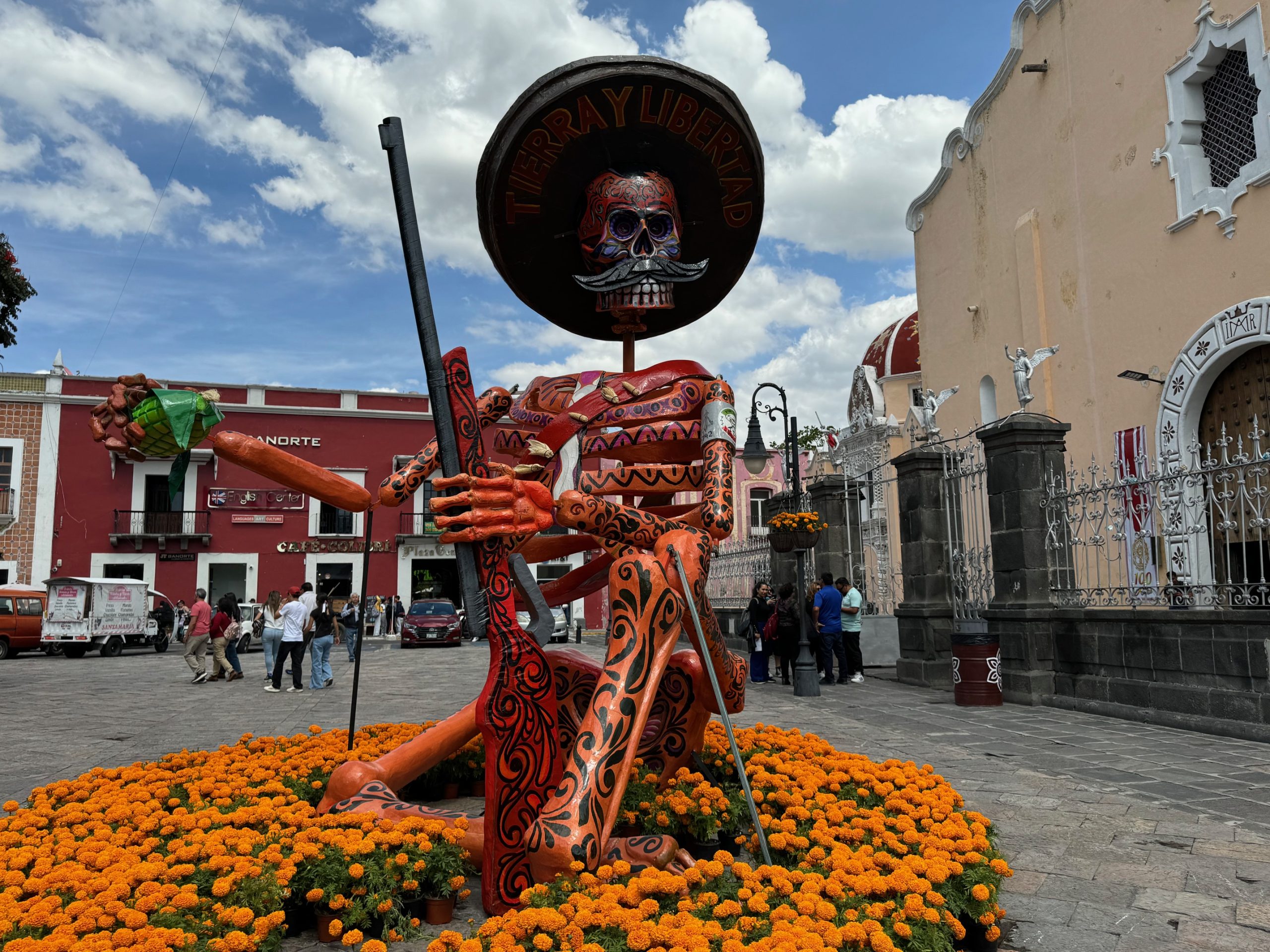 Hasta el 10 de noviembreMonumentales catrinas personificando a figuras históricas invaden Atlixco, Puebla