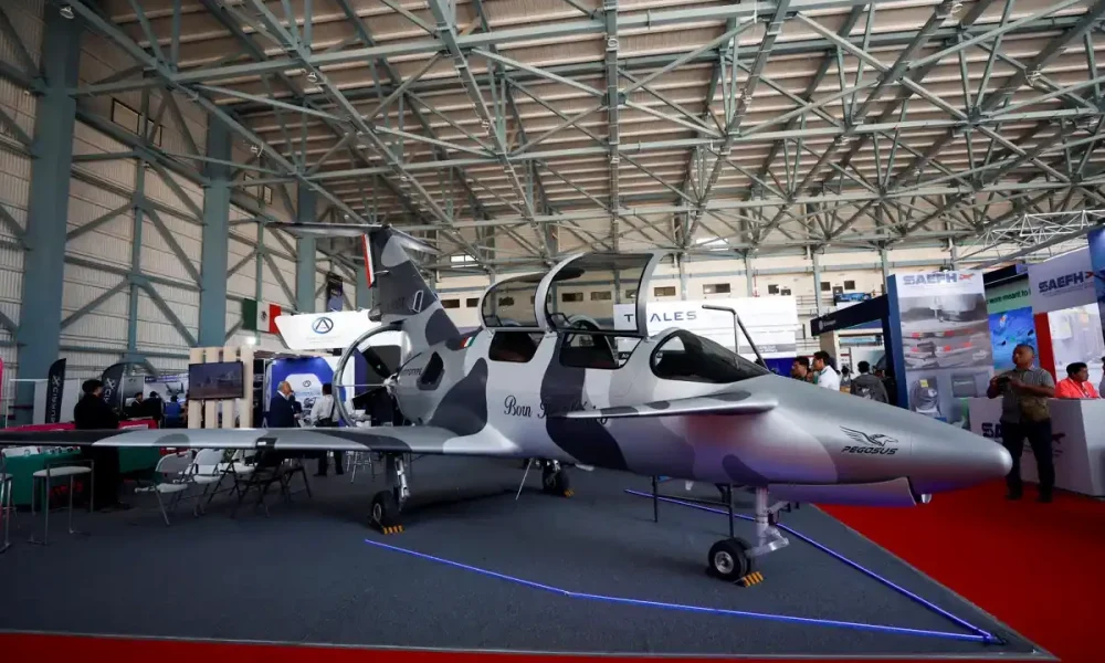 Para 2026Lanzan primer avión diseñado y fabricado en México