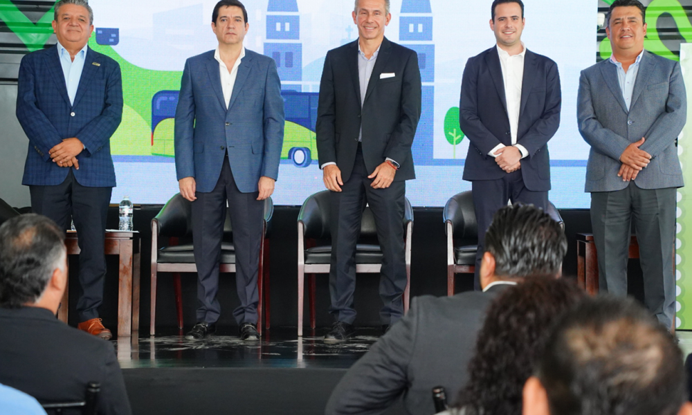 Conectará Nuevo León con más de 1,600 ciudades de Estados Unidos y Canadá a través de Flix México