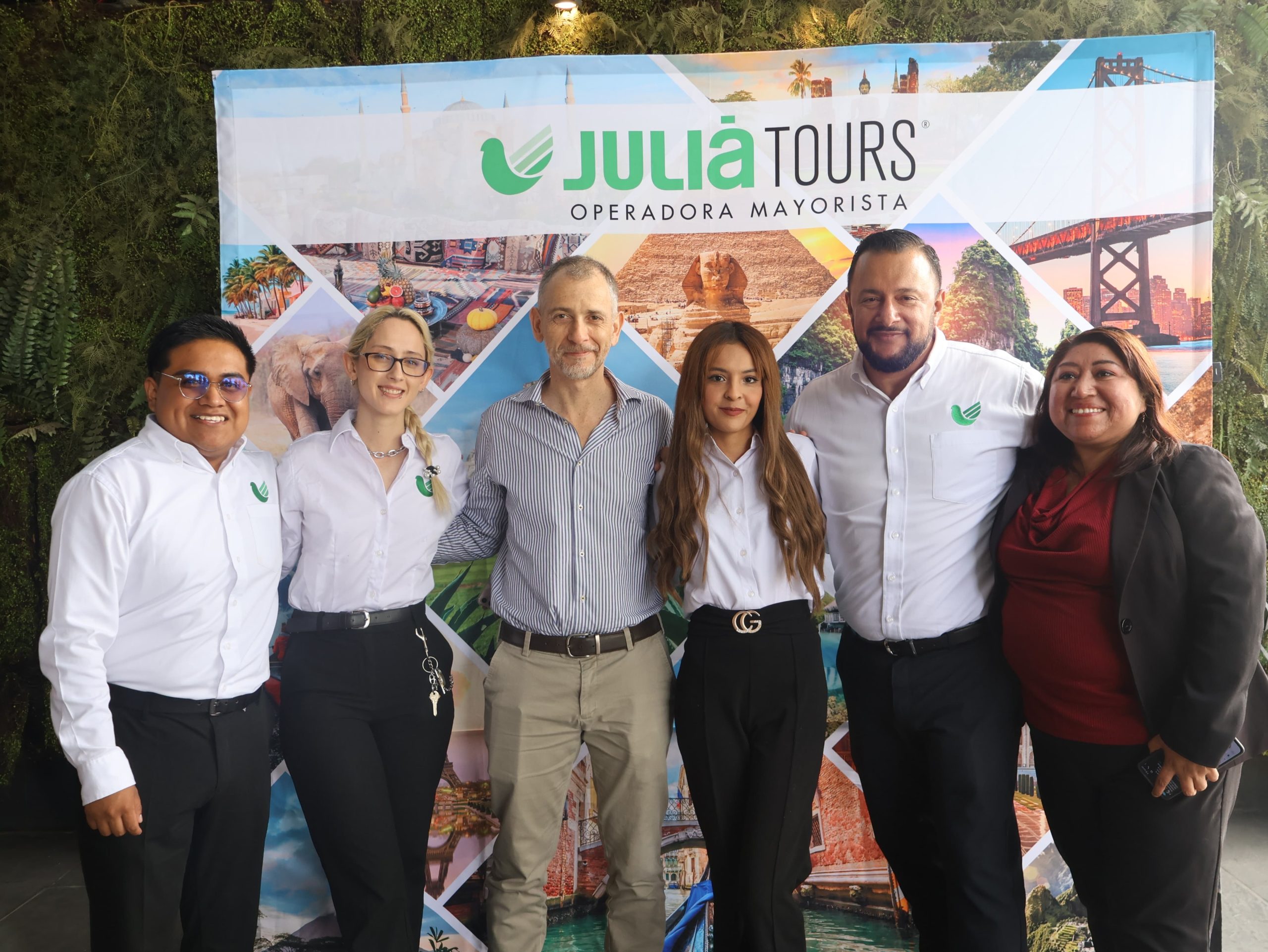 Juliá Tours y ATS Travel impulsan Reino Unido e Irlanda con un completo circuito de 15 días Juliá Tours y ATS Travel impulsan Reino Unido e Irlanda con un completo circuito de 15 días