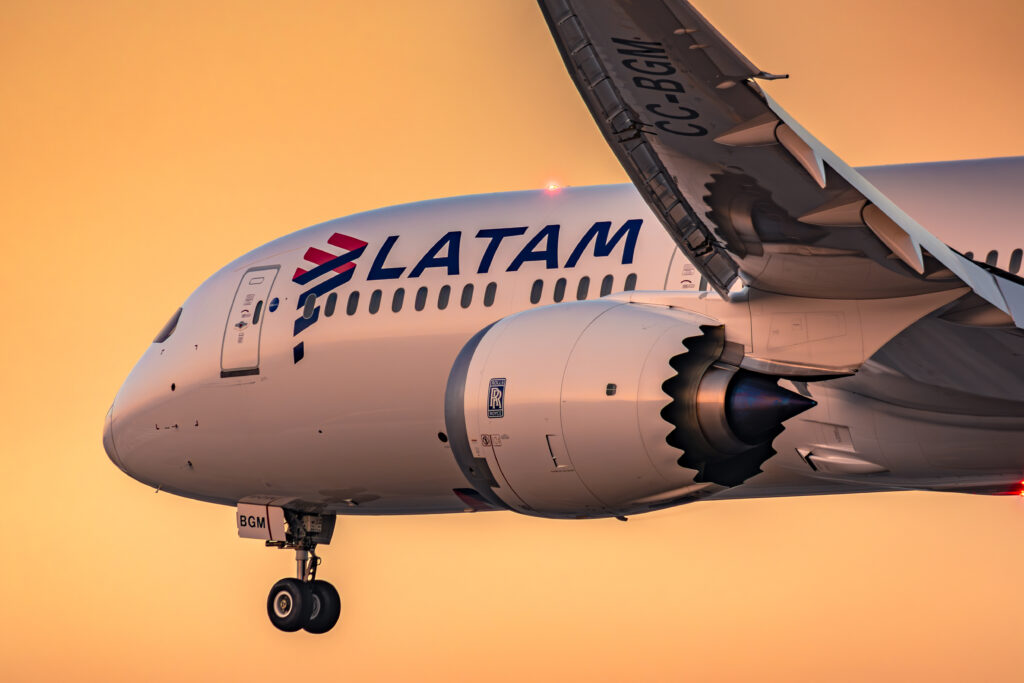 A partir del 15 de junioLATAM Airlines Group anuncia traslado de sus operaciones a la Terminal 1 del Aeropuerto Internacional de la Ciudad de México A partir del 15 de junioLATAM Airlines Group anuncia traslado de sus operaciones a la Terminal 1 del Aeropuerto Internacional de la Ciudad de México