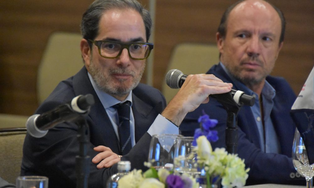 Fin de una era: Arsuaga deja la presidencia del CNET tras impulsar avances clave en la industria