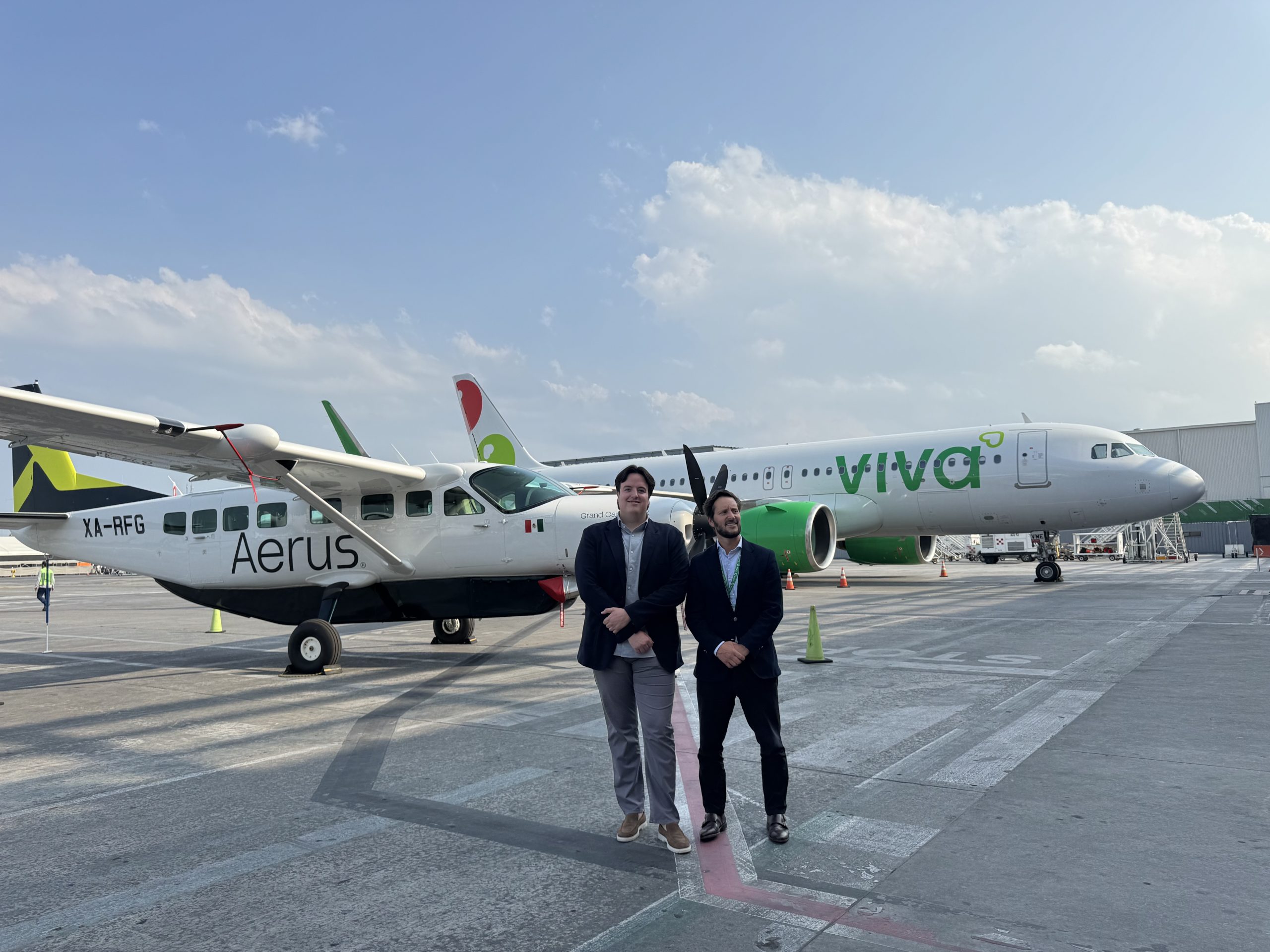 ¡Viva y Aerus vuelan juntos para conectar a todo México! ¡Viva y Aerus vuelan juntos para conectar a todo México!