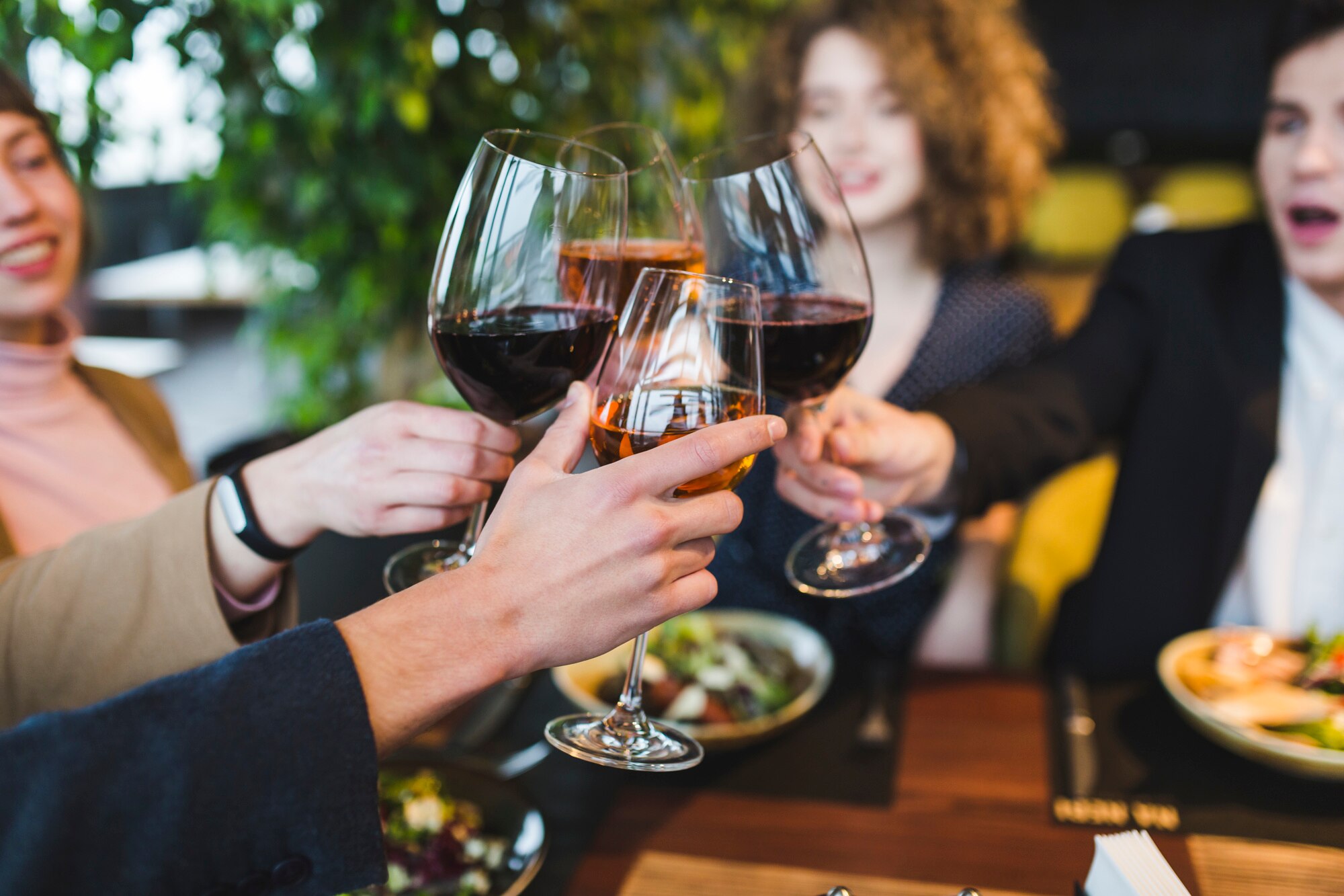 Participan 60 bodegasLeón sigue posicionándose como referente del enoturismo, con la celebración de la tercera edición de “Vive el Vino” Participan 60 bodegasLeón sigue posicionándose como referente del enoturismo, con la celebración de la tercera edición de “Vive el Vino”