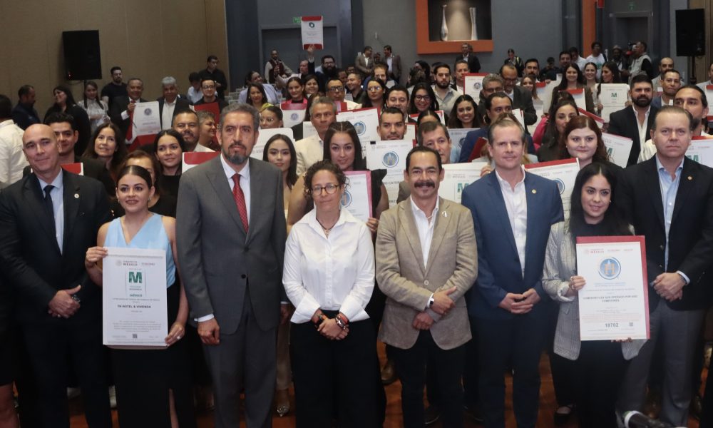Reconocen la excelencia turística en Jalisco con entrega de distintivos de calidad