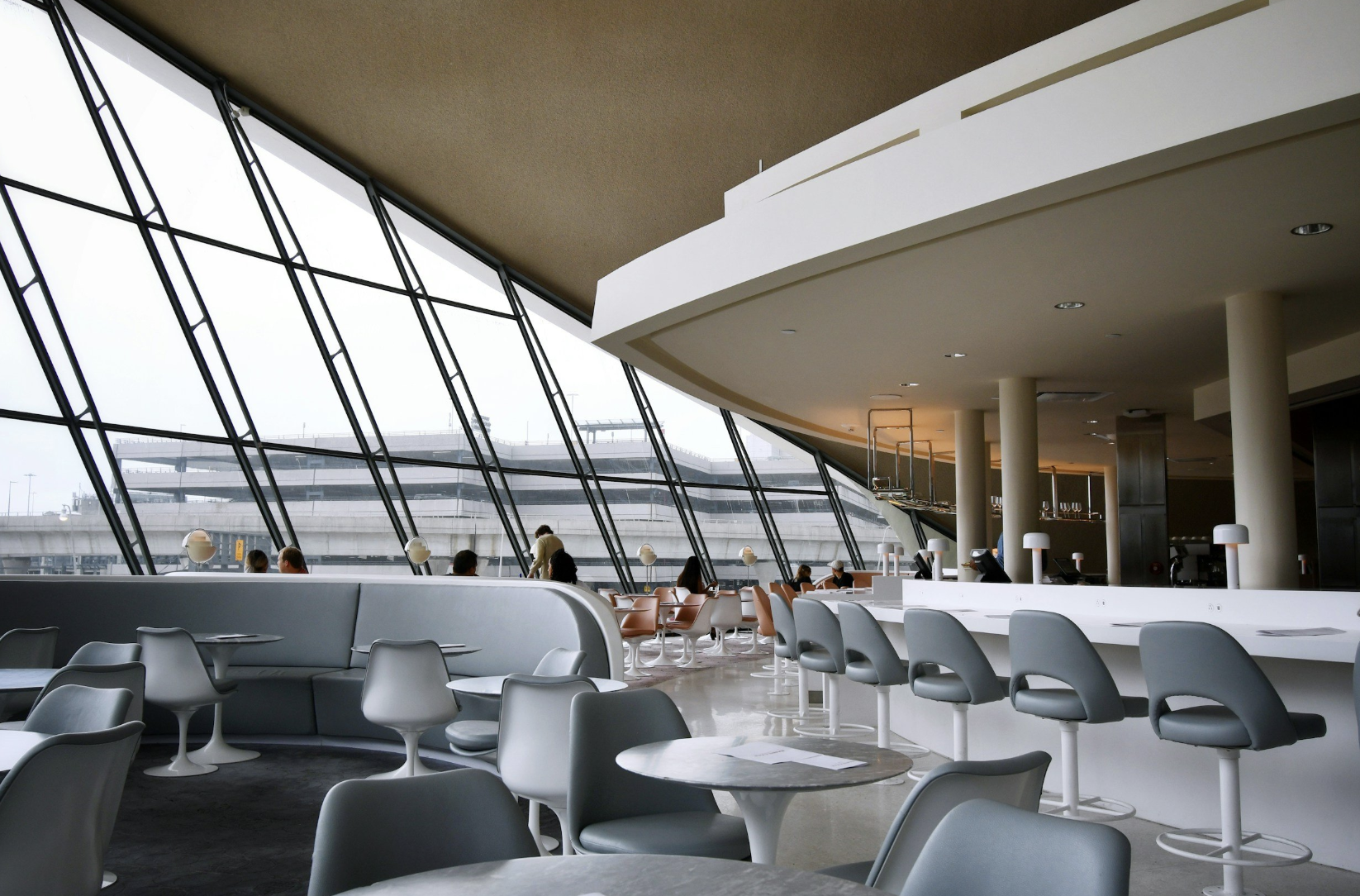 Aeropuertos más inteligentes: la tecnología redefine el viaje, según Priority Pass Aeropuertos más inteligentes: la tecnología redefine el viaje, según Priority Pass