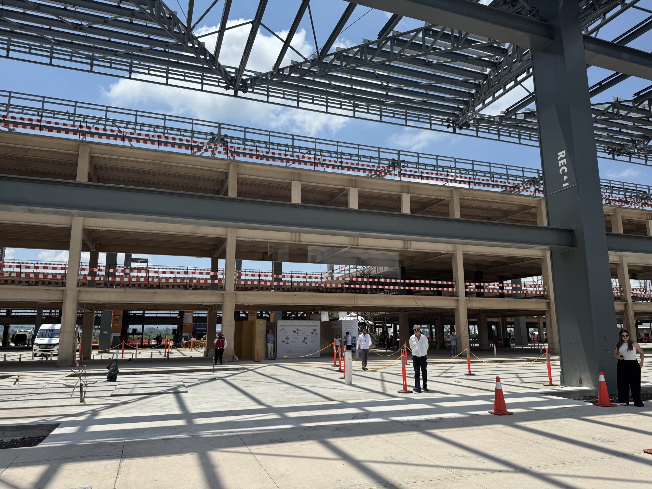 Se alista para despegar en 2026Tepic-Riviera Nayarit: el nuevo hub aéreo que conectará al Pacífico mexicano con el mundo Se alista para despegar en 2026Tepic-Riviera Nayarit: el nuevo hub aéreo que conectará al Pacífico mexicano con el mundo