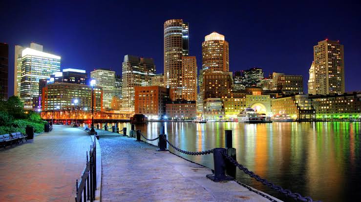 Boston: historia viva, cultura vibrante y sabor del mar en cada rincón