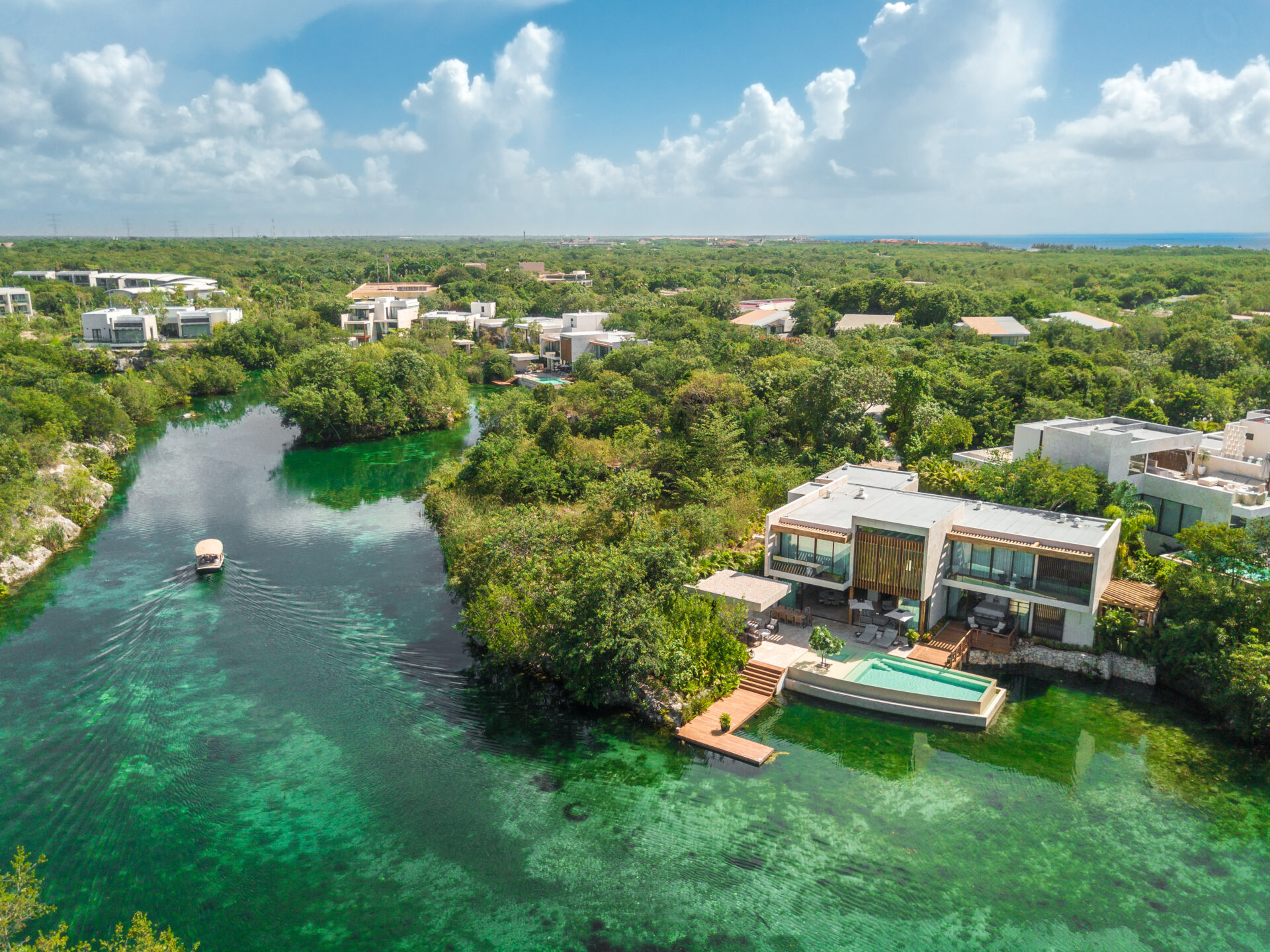 Reafirma el esplendor de su hospitalidadRosewood Mayakoba, el Mejor Resort de México 2025