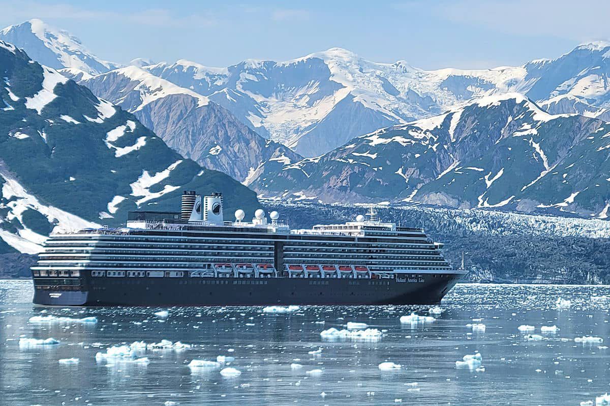 Con Holland America LineAlaska 2026: naturaleza, cultura y navegación escénica en una sola experiencia
