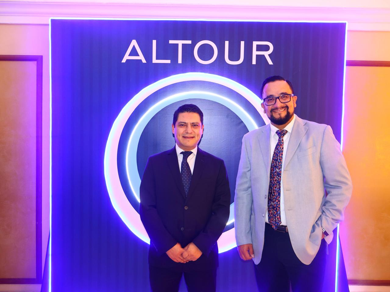 Durante el Year-End Winter Glow CocktailALTOUR lanza ALTOUR Vacations y abre una nueva etapa en su estrategia hacia el viajero de placer