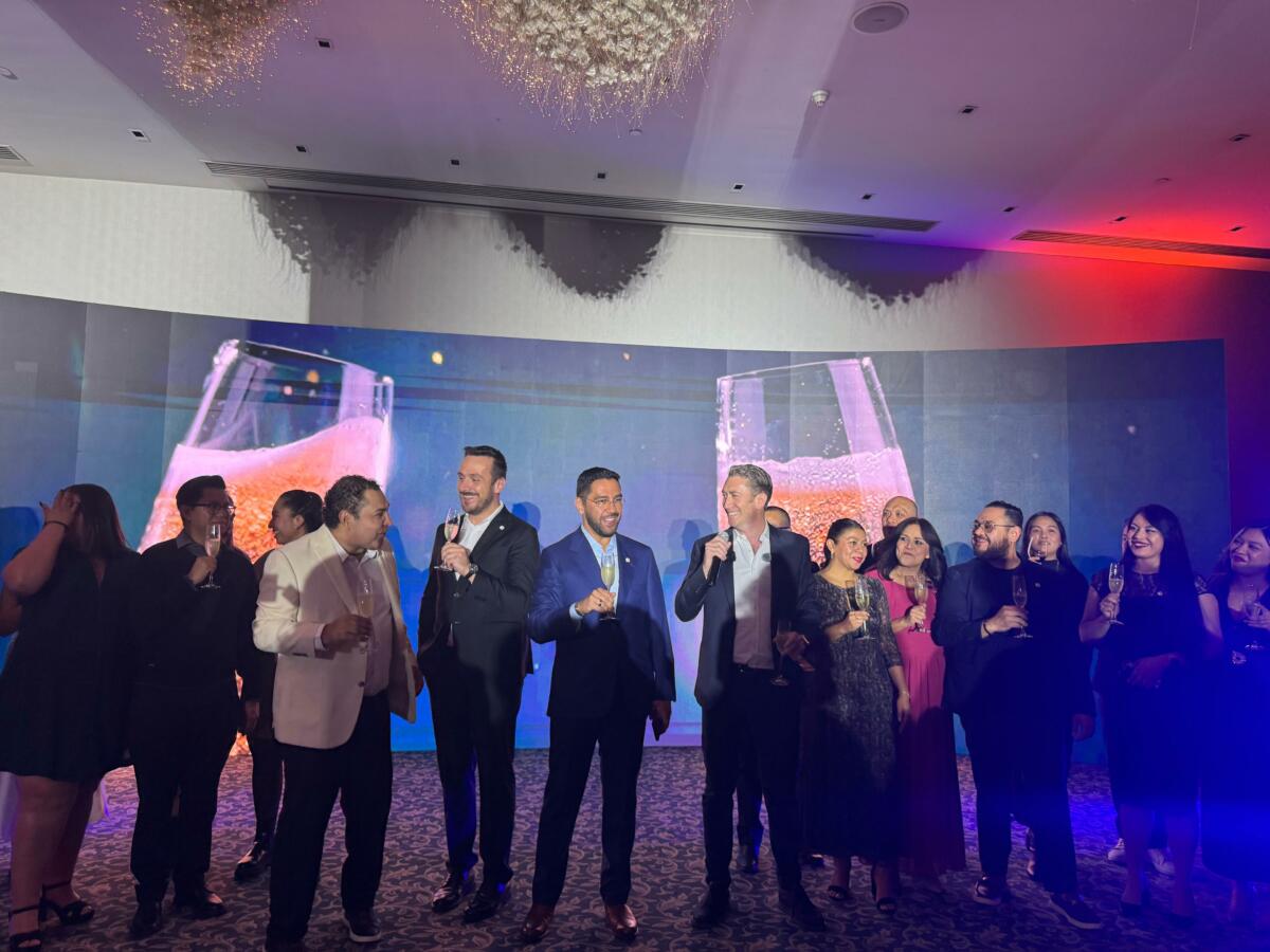 Megatravel-The-Journey-is-you-16