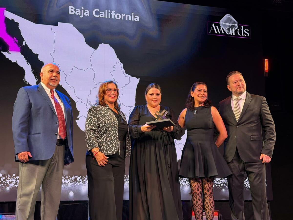 PriceTravelAwards-1